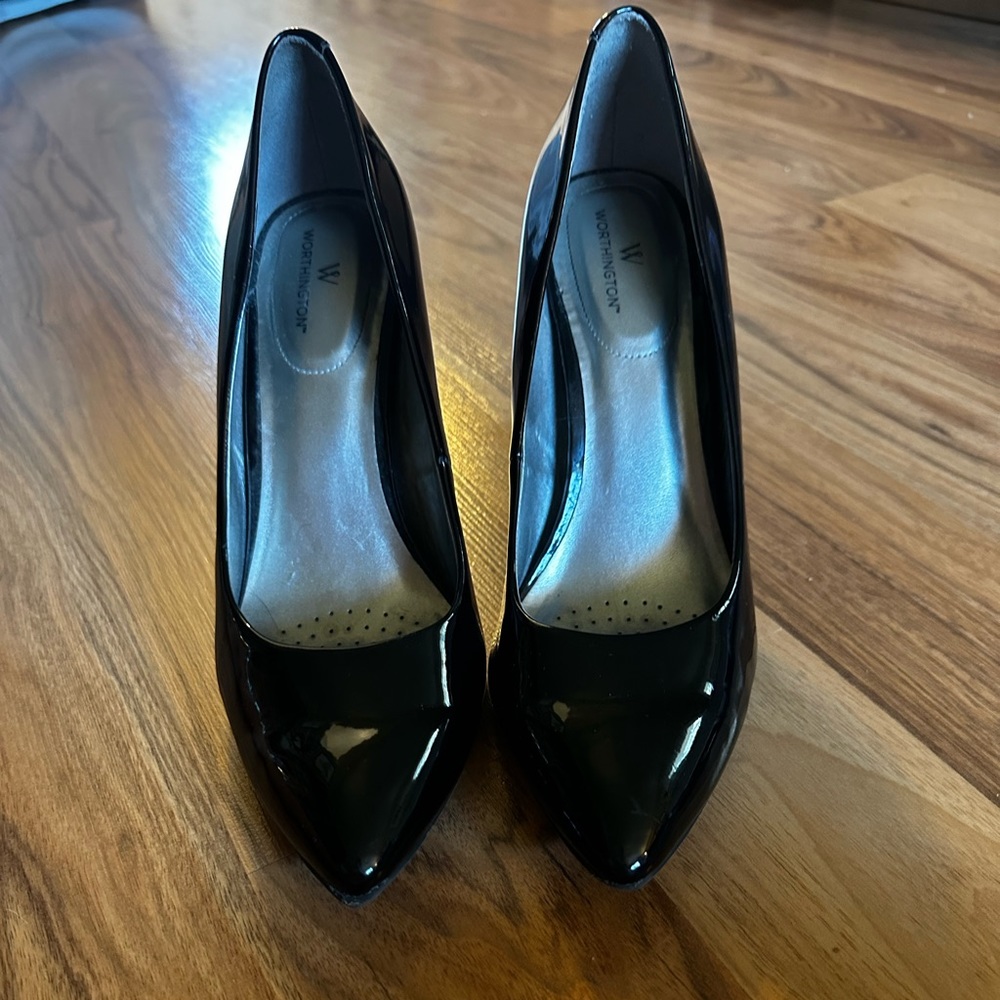 Black Patent Leather Worthington Heels